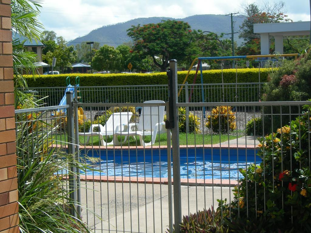 Riverside Tourist Park Hotel Rockhampton Kültér fotó